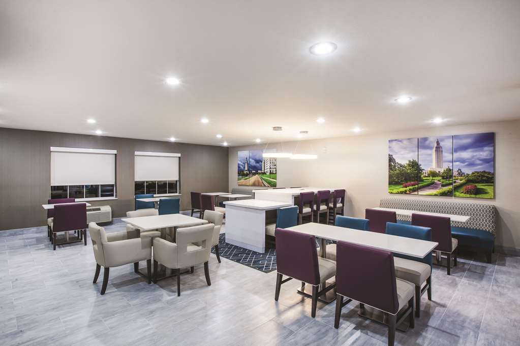 La Quinta Inn & Suites by Wyndham Walker Denham Springs - photo 32