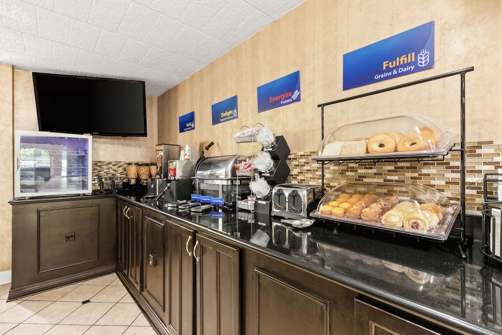 Best Western Hazlet Inn - photo 29