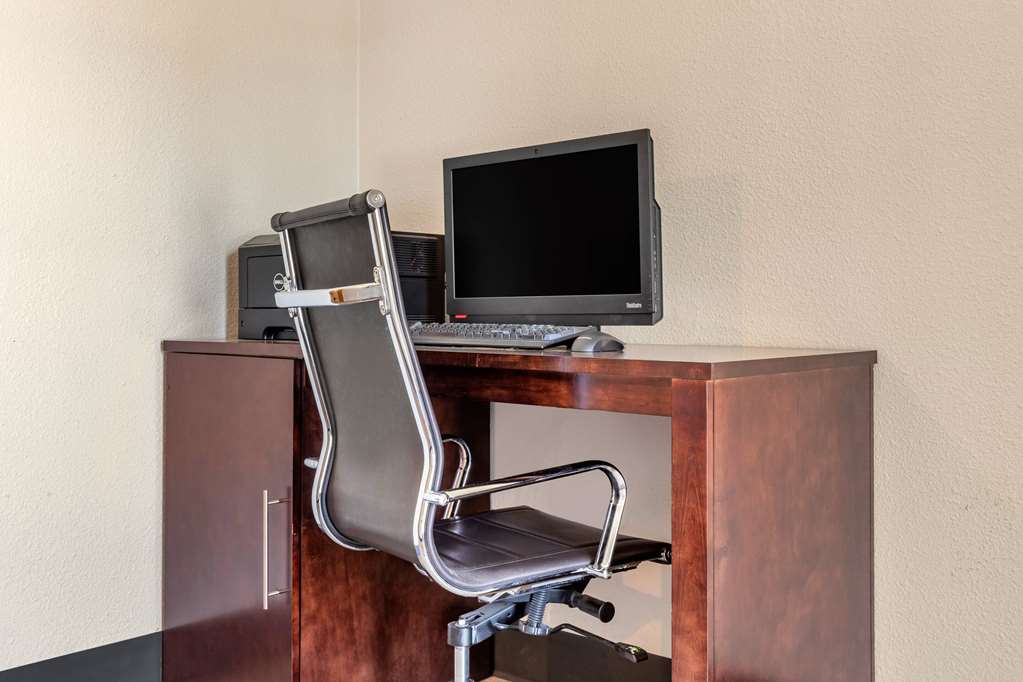 Comfort Suites Southport Oak Island - photo 24