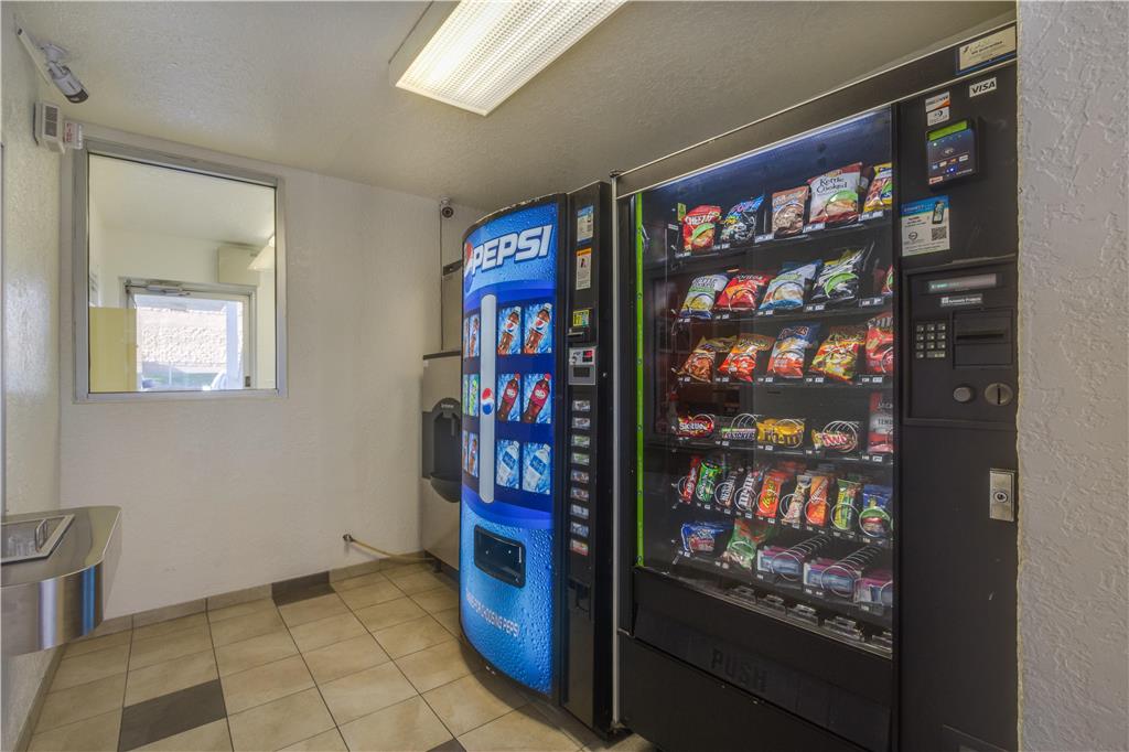 Motel 6 Lakewood CO - photo 14
