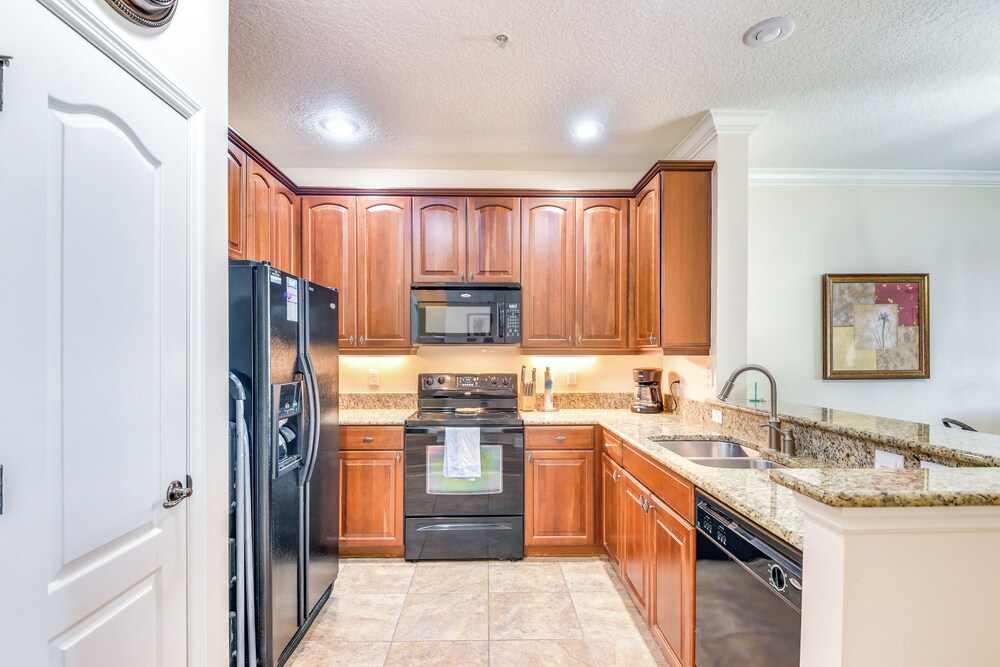Riverfront Palm Coast Getaway w Resort Amenities - photo 6