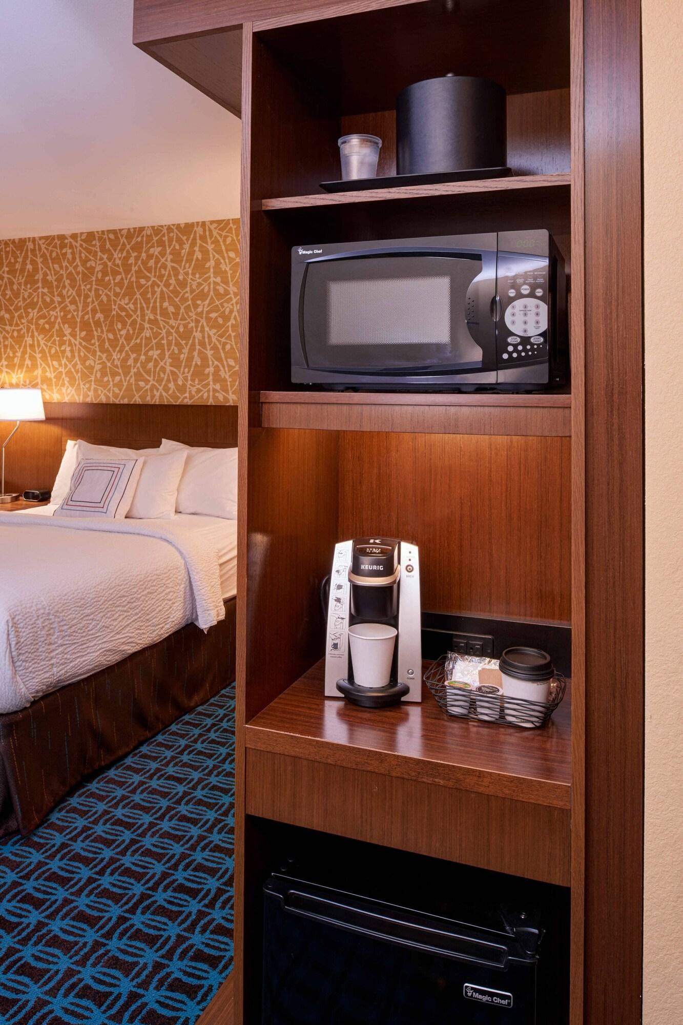 Fairfield Inn & Suites by Marriott Ann Arbor Ypsilanti - photo 17