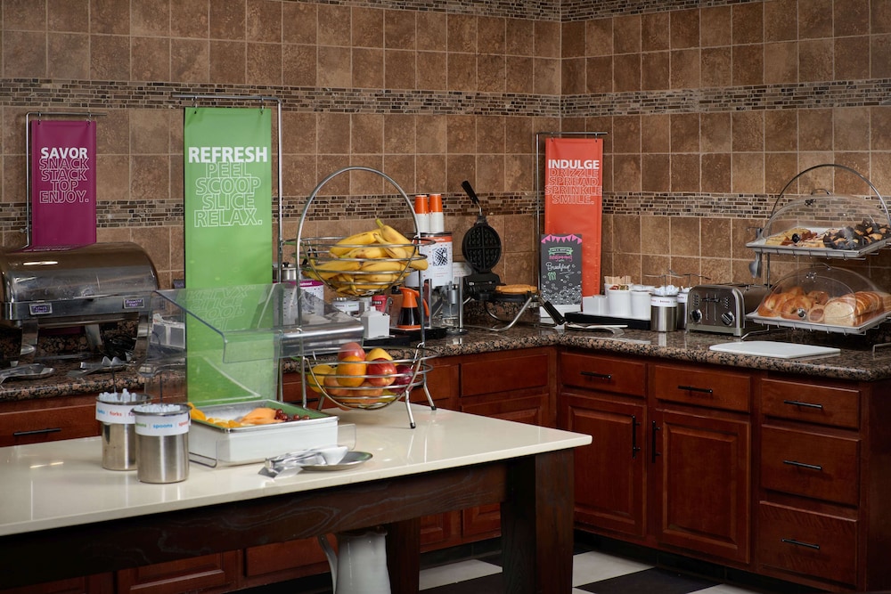 Hampton Inn Phoenix Glendale Peoria - photo 26