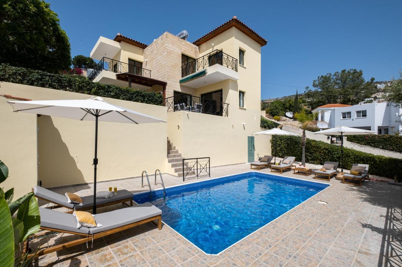 Horizon Villa by Nomads 5min to Coral Bay Beach