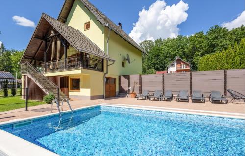 Nice Home In Brestovac With Sauna — 4-Star Luxury Hotel in Brestovac, Croatia