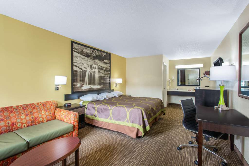 Super 8 by Wyndham Florence - photo 9