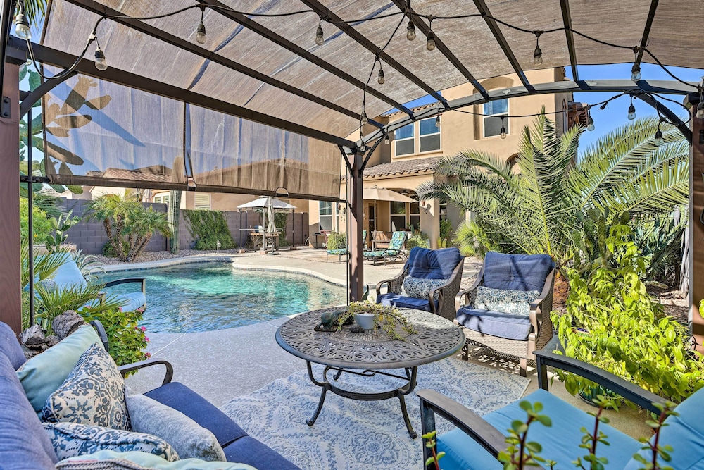 Game Room Serene Backyard Luxe Goodyear Home — 4-Star Luxury Hotel in Liberty, United States