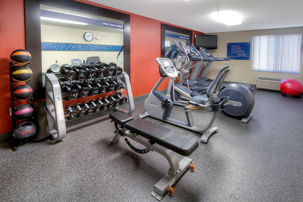 Hampton Inn Fremont - photo 32