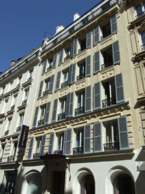 NEW Hotel Republique