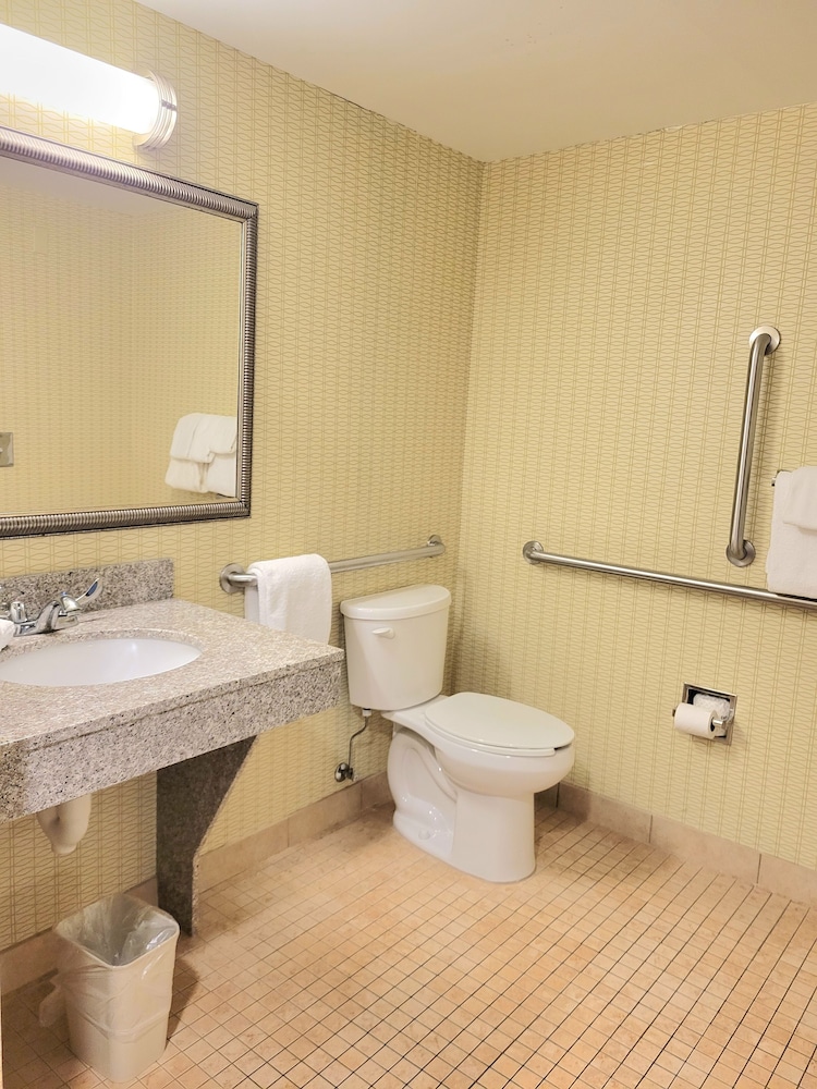 Wingate by Wyndham Kittanning - photo 23