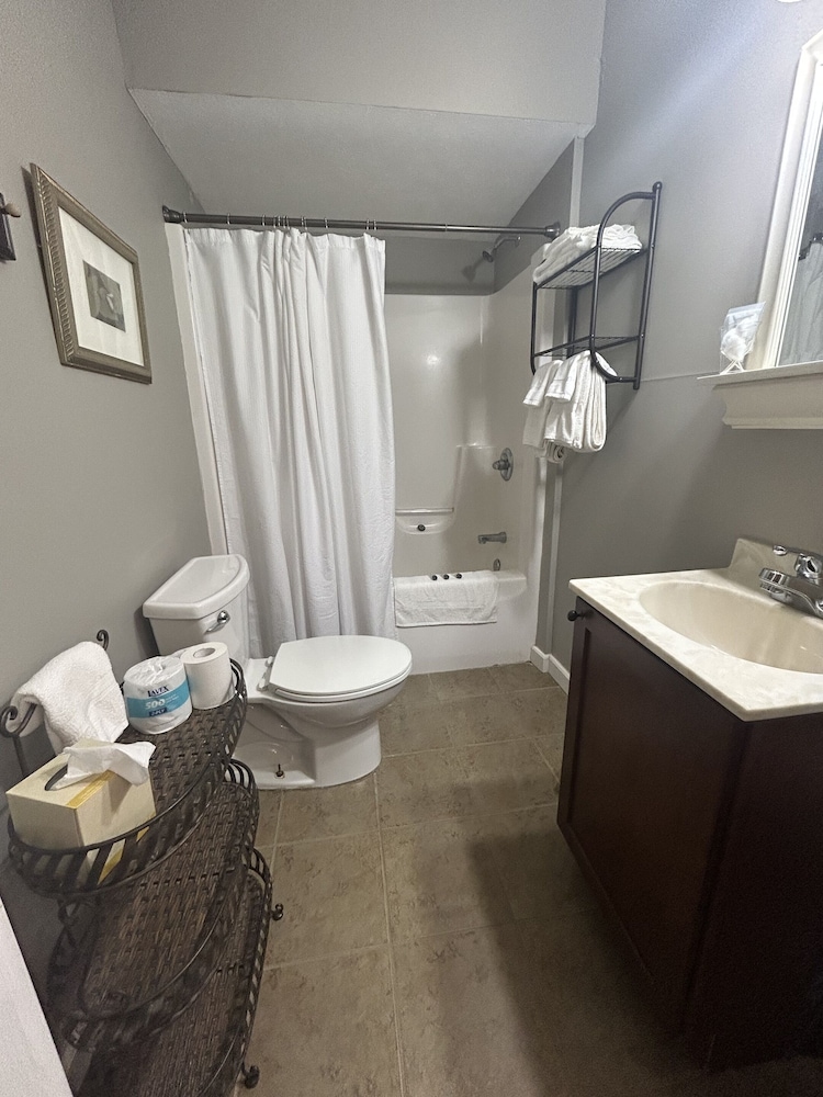 William Watson Hotel - photo 36