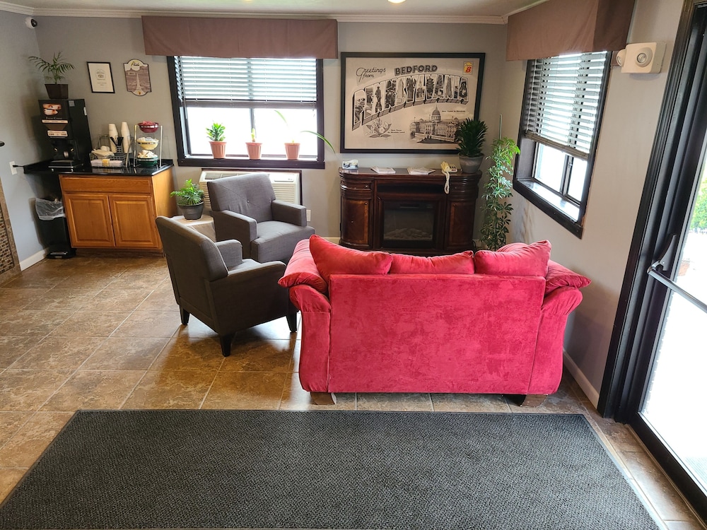 Super 8 by Wyndham Bedford Pennsylvania - photo 3