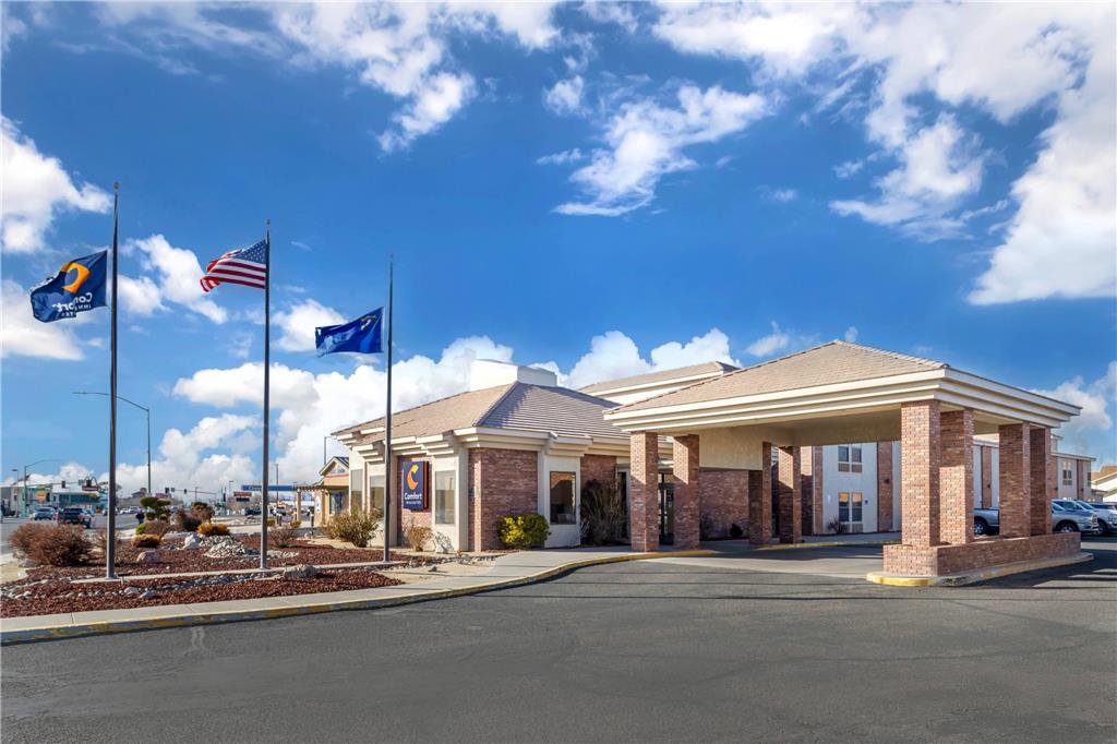 Comfort Inn & Suites Near Fallon Naval Air Station — hotel in Fallon