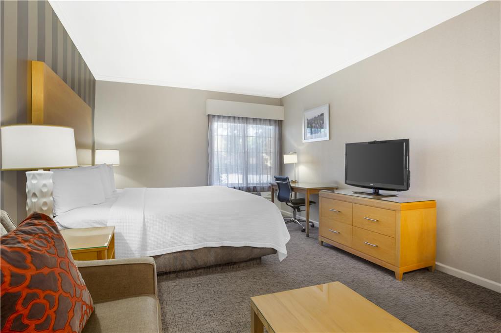 Best Western Plus Dixon Davis - photo 37