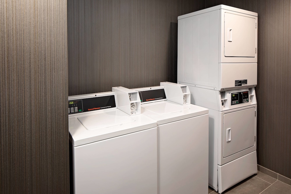 Courtyard by Marriott Dallas Downtown Reunion District - photo 13
