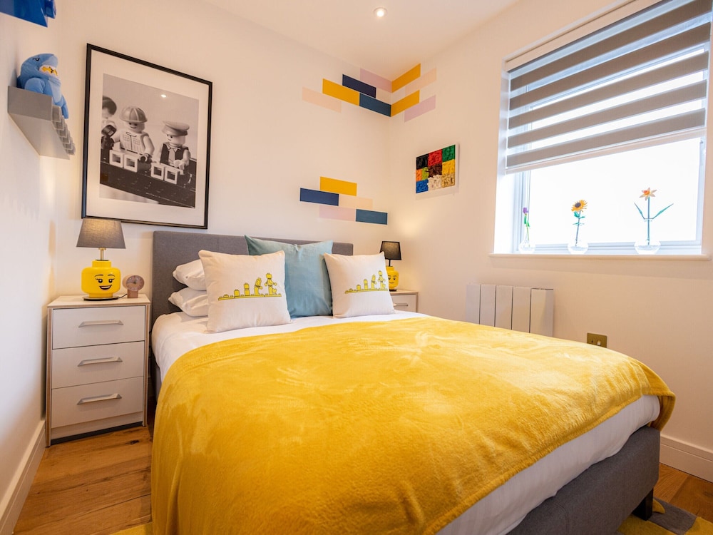 Two Bedroom Legoland Windsor Resort By Belvilla — Slough