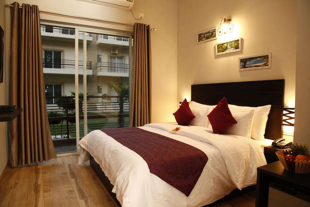 Anandam Clarks Inn Suites Vrindavan in Mathura, India