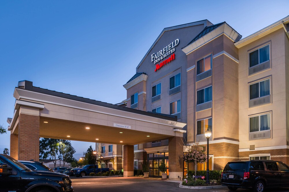 Fairfield Inn & Suites by Marriott Santa Maria - photo 58