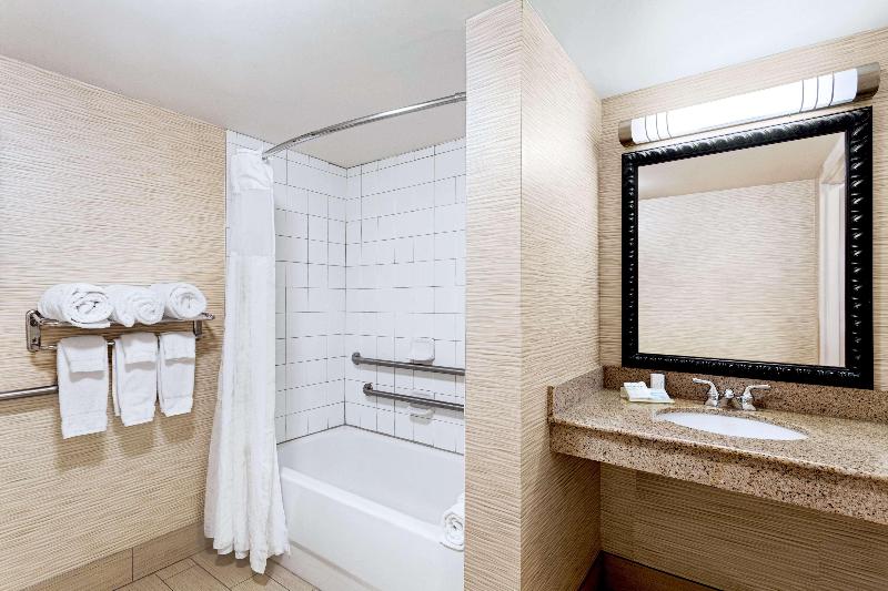 Hilton Garden Inn Tuscaloosa - photo 88
