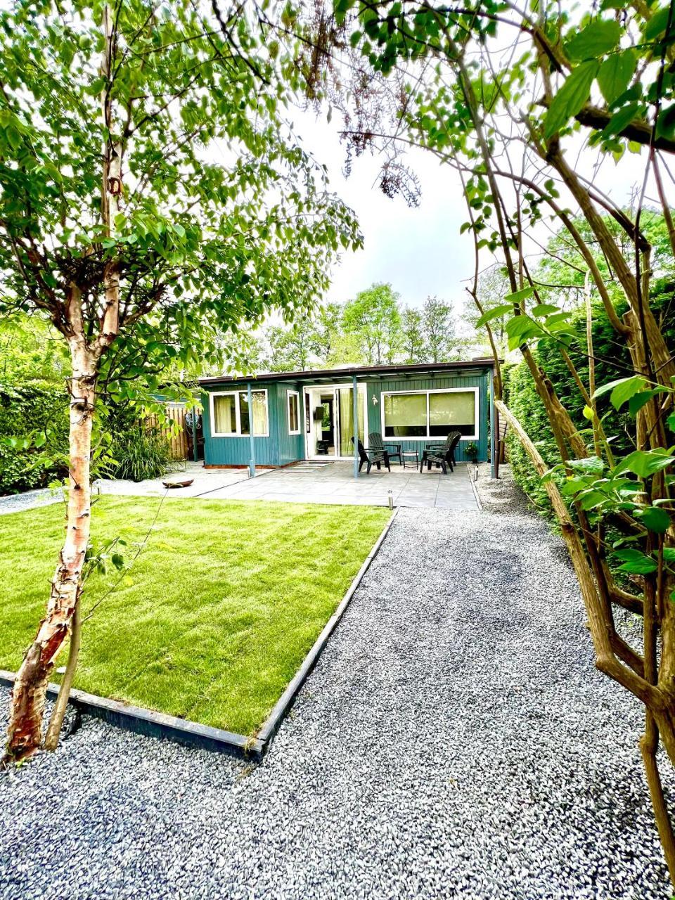 Cozy family house with spacious garden in the nature near Amsterdam — 4-Star Luxury Hotel in Vijfhuizen, Netherlands