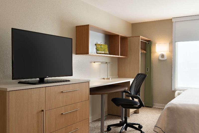 Home2 Suites by Hilton Milwaukee Brookfield - photo 55