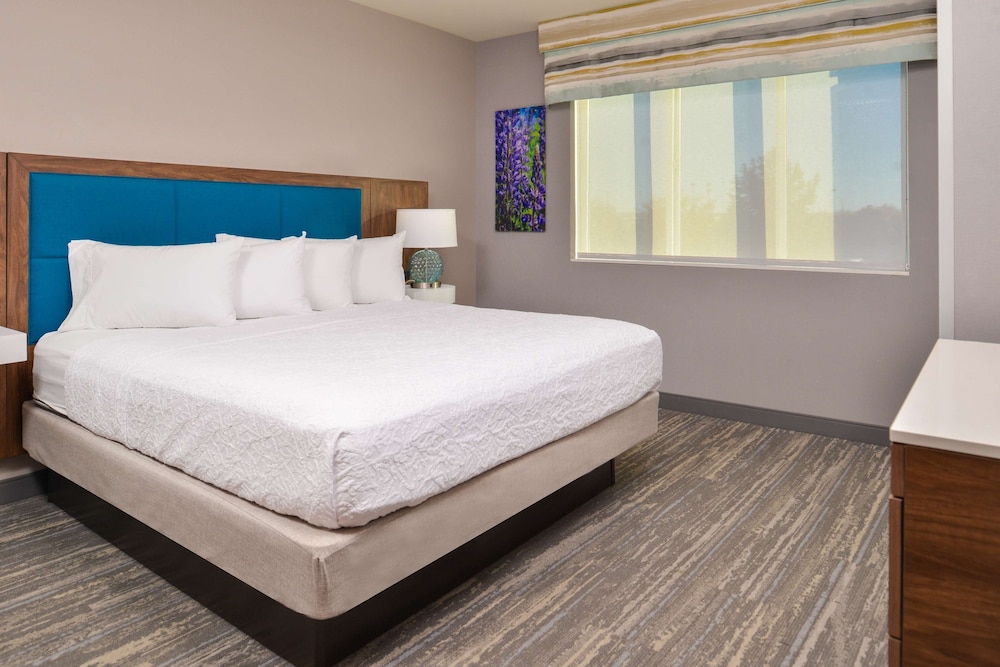 Hampton Inn & Suites Boise Spectrum - photo 31