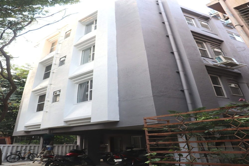 Sharman Suites - carbon neutral hotel in Pune