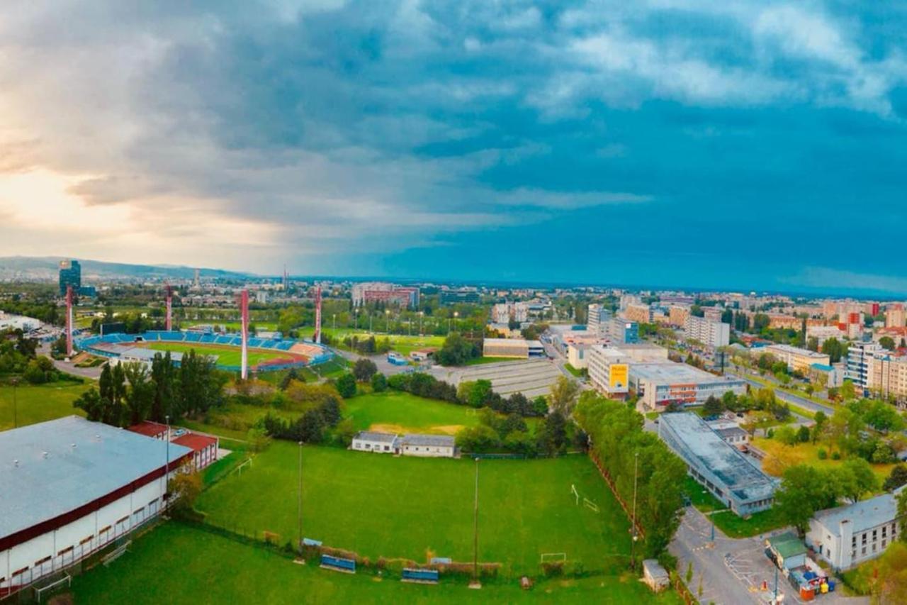 Juls Apartment next to football and hockey stadium — 4-Star Luxury Hotel in Bratislava, Slovakia