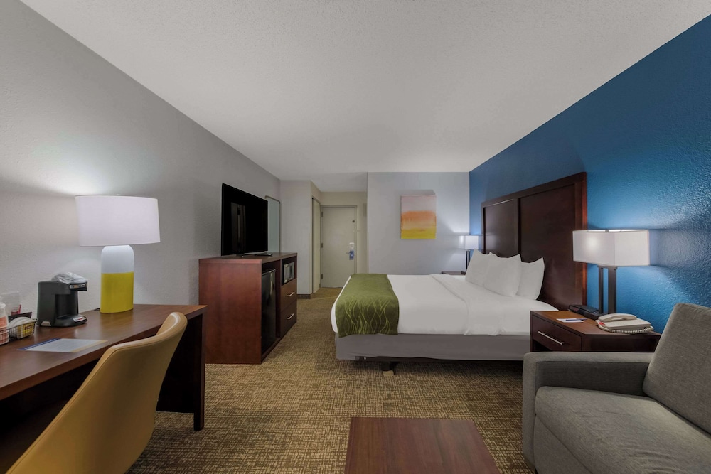 Comfort Inn Newport News Hampton I 64 - photo 8