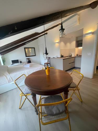 Casa di Gilda eleganza Liberty a Torino — 4-Star Luxury Hotel in Turin, Italy
