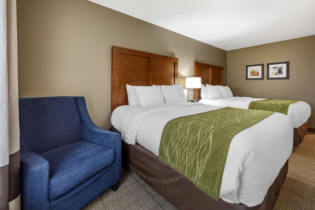 Comfort Inn & Suites Avera Southwest - photo 14