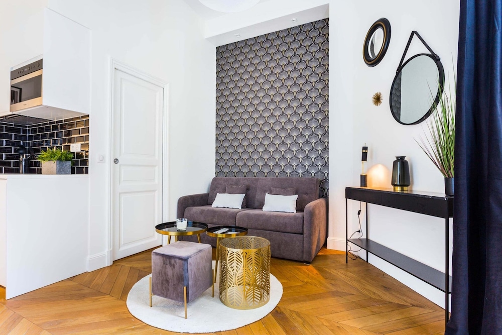 Elegant Studio 2P Trocadaro Eiffel Tower - carbon neutral hotel in Paris
