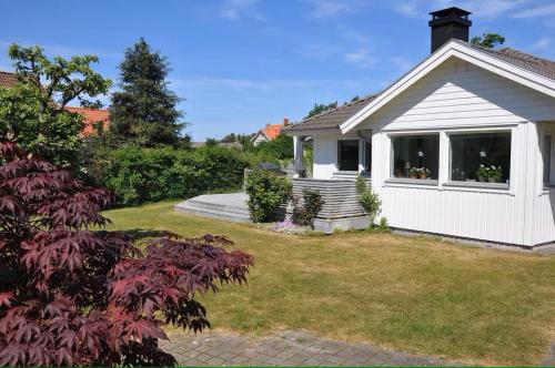 Holiday house by the sea Näset Gothenburg — 4-Star Luxury Hotel in Vaestra Froelunda, Sweden