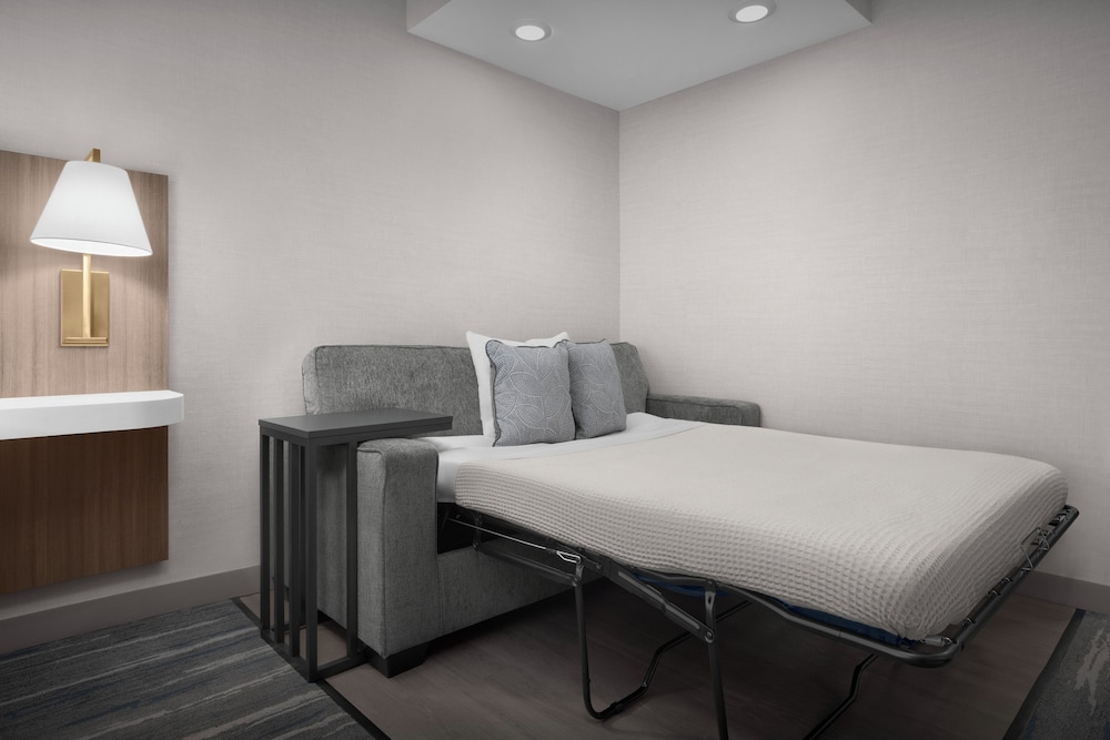 Hampton Inn Ithaca - photo 18