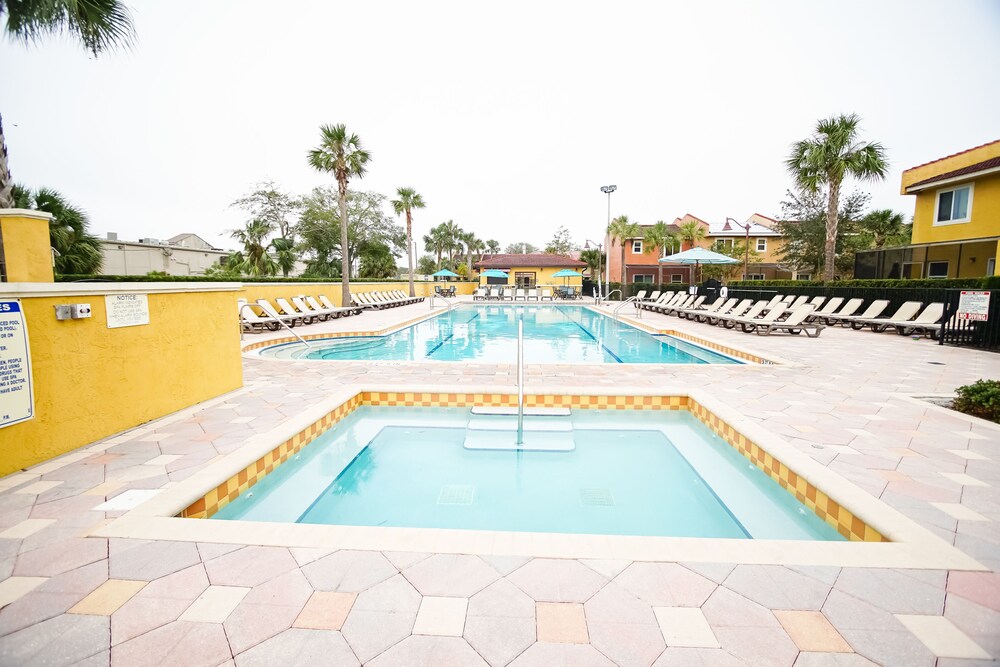 Multi Resorts at Fantasy World a VRI resort - photo 23