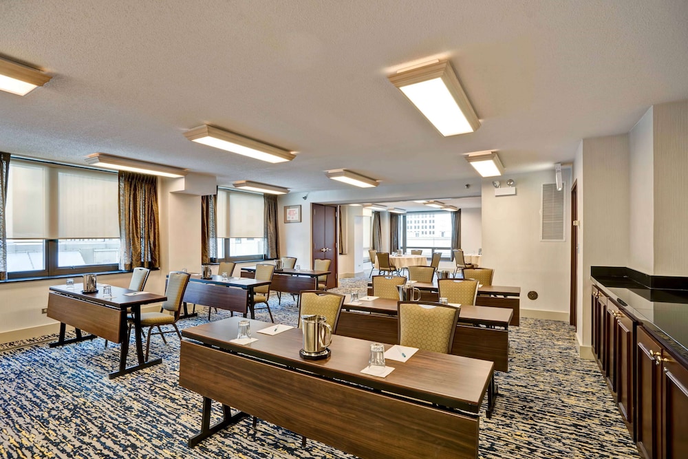 Homewood Suites by Hilton Chicago Downtown - photo 39