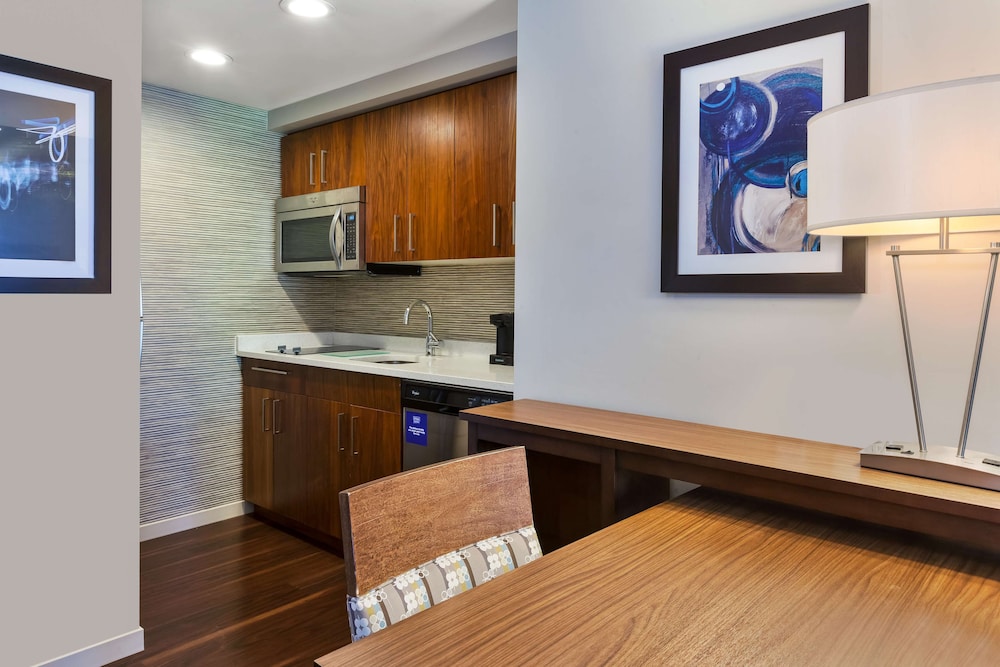 Homewood Suites by Hilton Pittsburgh Downtown - photo 20