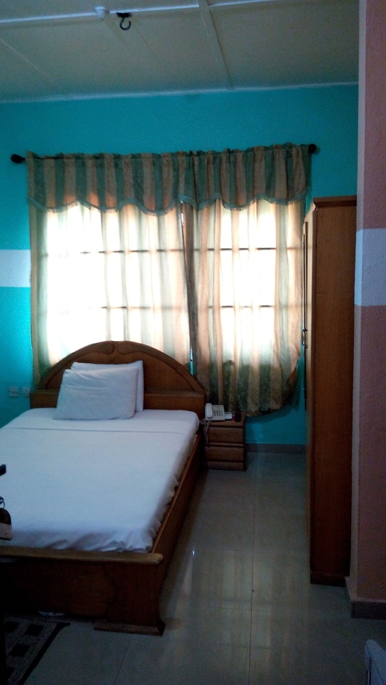Nuvivi — Accra — photo 2
