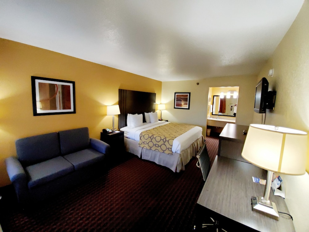 Baymont by Wyndham Goodlettsville Nashville - photo 15