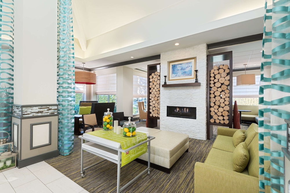 Hilton Garden Inn Westbury - photo 5