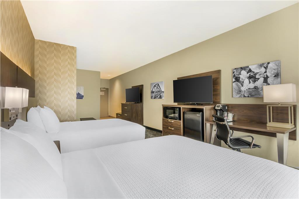 Best Western Plus Parkside Inn & Suites - photo 17