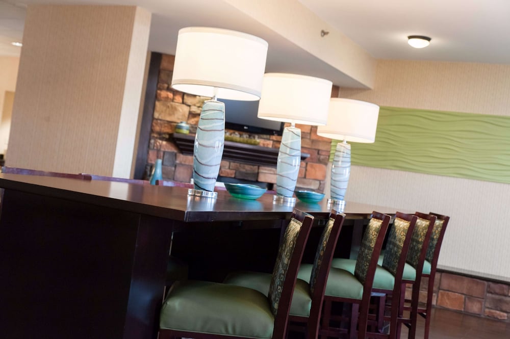 Hampton Inn North Platte - photo 3