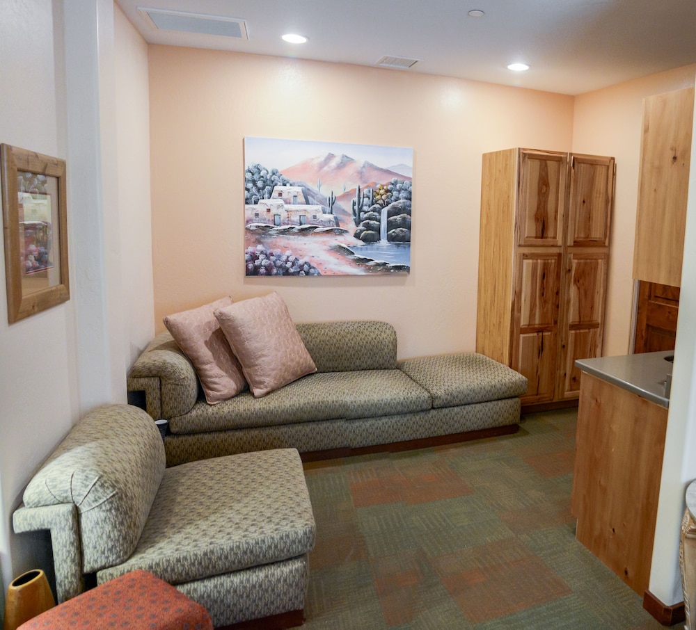 Oasis on the Rim - photo 9