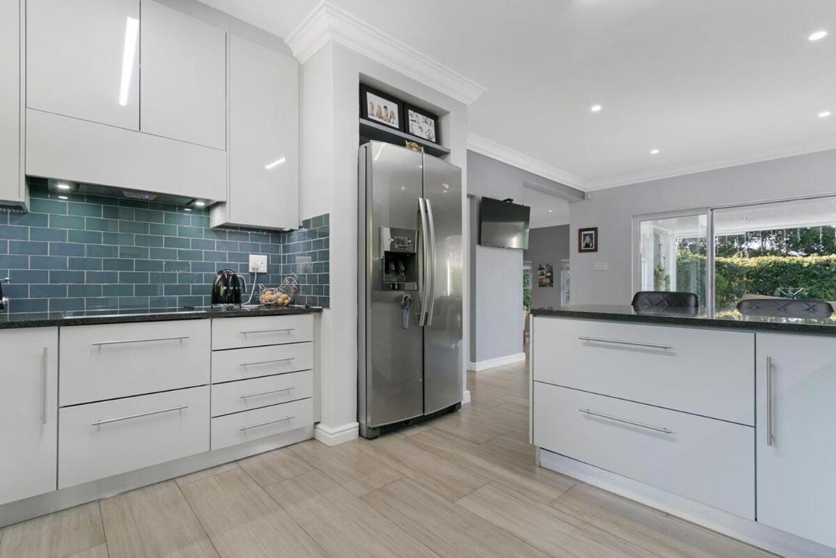 4 Bedroom Family Home Silvertree Estate Tokai