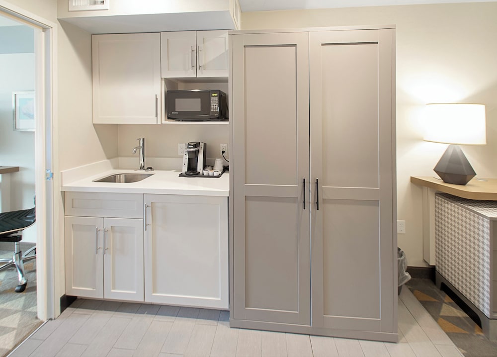 Holiday Inn & Suites Decatur Forsyth by IHG - photo 21