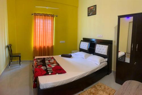 2BHK Cozy Homestay by Azam Residency Near Bengaluru International Exhibition Centre BIEC — 4-Star Luxury Hotel in Bengaluru, India
