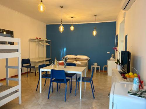Amarcord — 4-Star Luxury Hotel in Pozzuoli, Italy