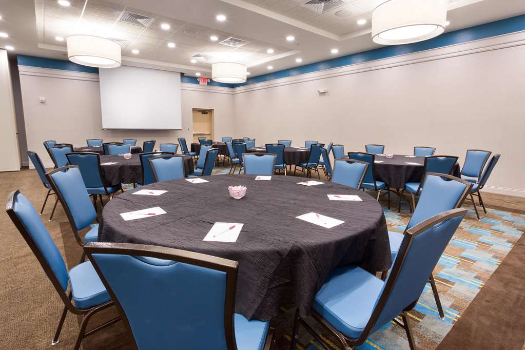 Drury Inn & Suites Burlington - photo 27