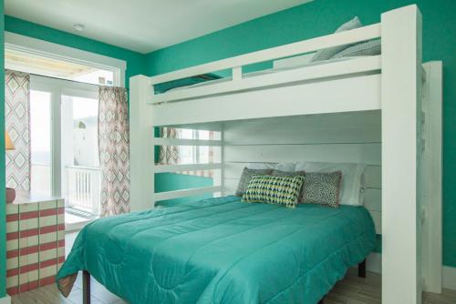 Conch Out by Oak Island Accommodations - photo 36