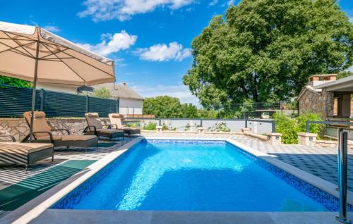 Apartman Genova Imotski — 4-Star Luxury Hotel in Donji Vinjani, Croatia